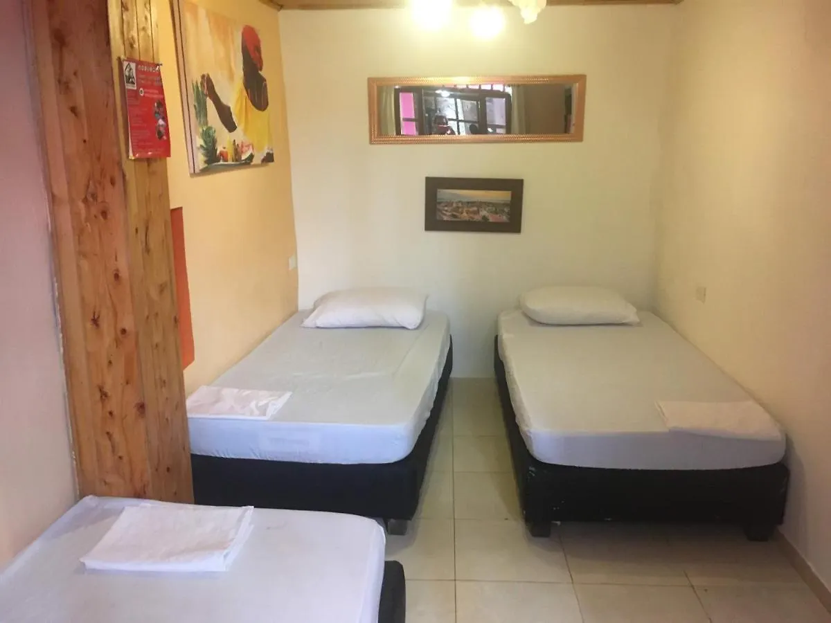 Mama Waldy Hostel Cartagena 0*,  Colômbia
